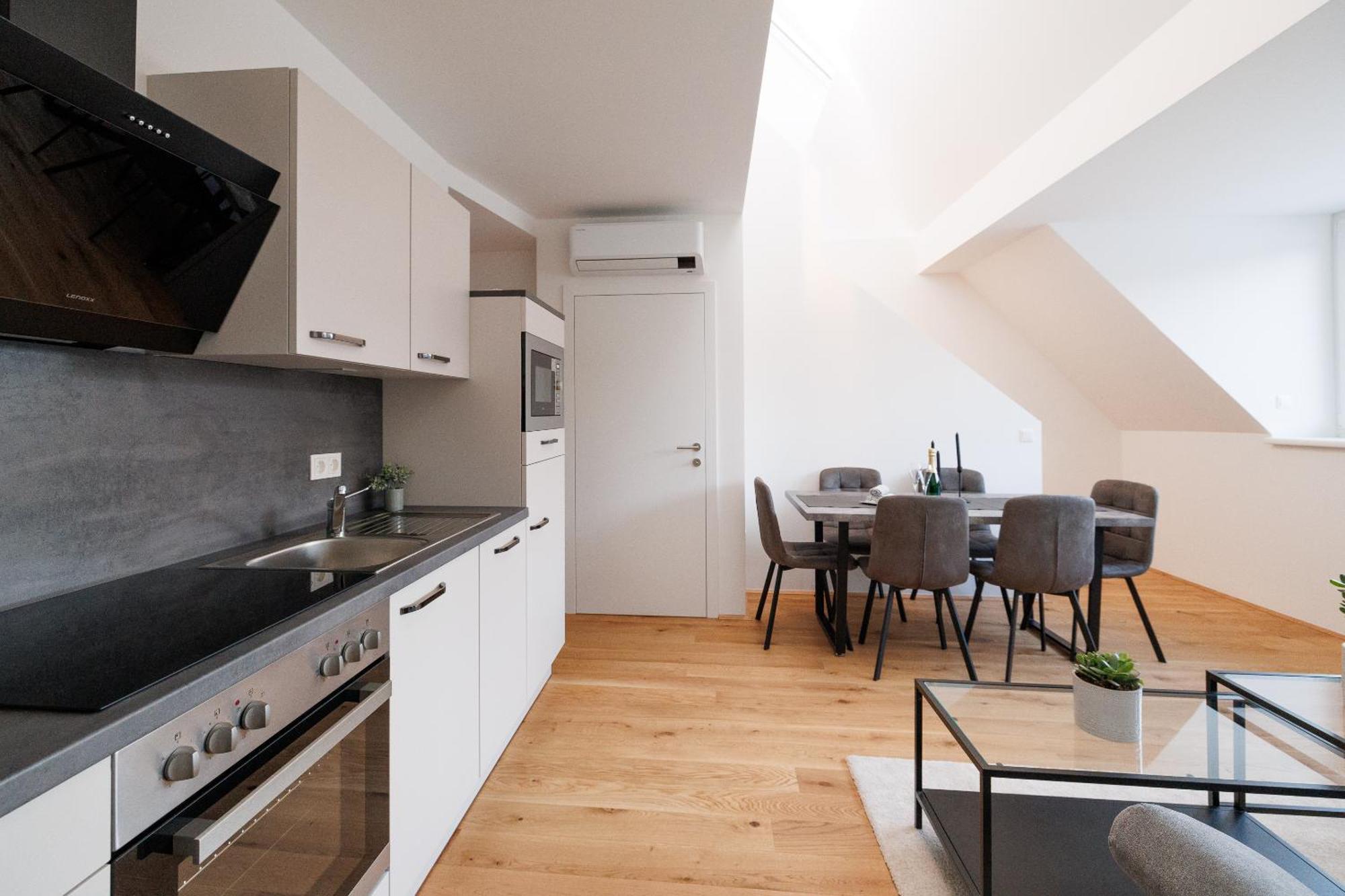 Symphony Apartments 41 - Modern Loft With Terrace And Grill In Central Location Viyana Dış mekan fotoğraf